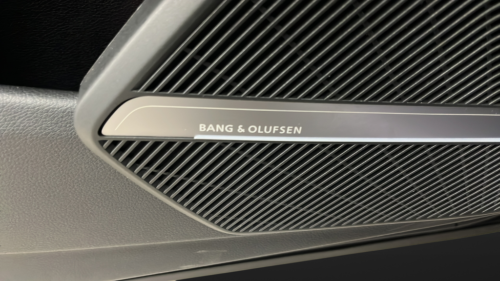2024 Audi Q5 e 55 Prestige S Line
