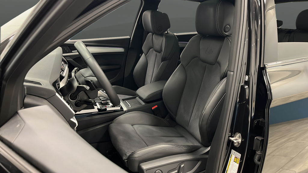 2024 Audi Q5 e 55 Prestige S Line