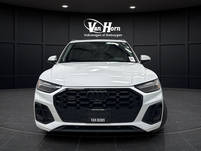 2023 Audi Q5 45 S line Prestige quattro