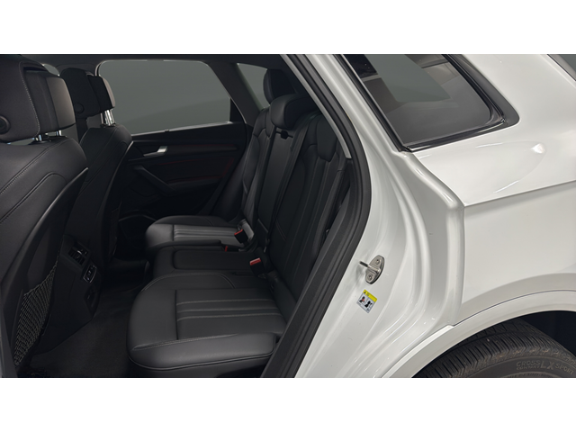 2023 Audi Q5 45 S line Prestige quattro