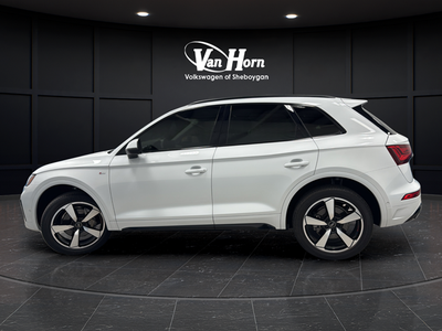 2023 Audi Q5 45 S line Prestige quattro