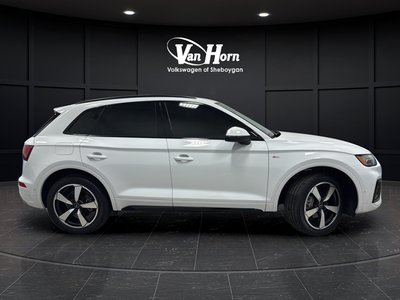 2023 Audi Q5 45 S line Prestige quattro