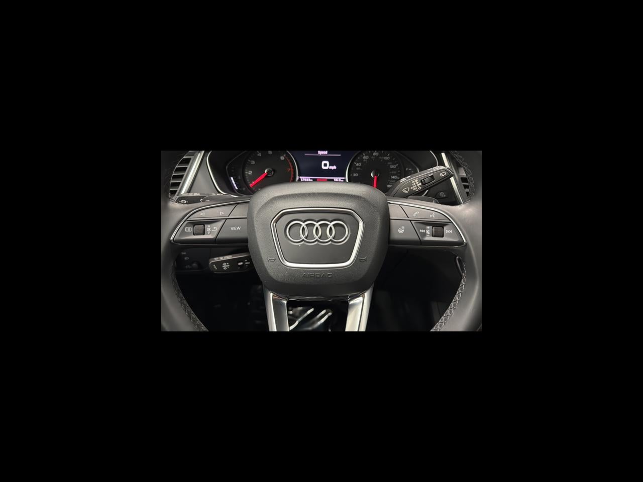 2023 Audi Q5 45 S line Premium quattro