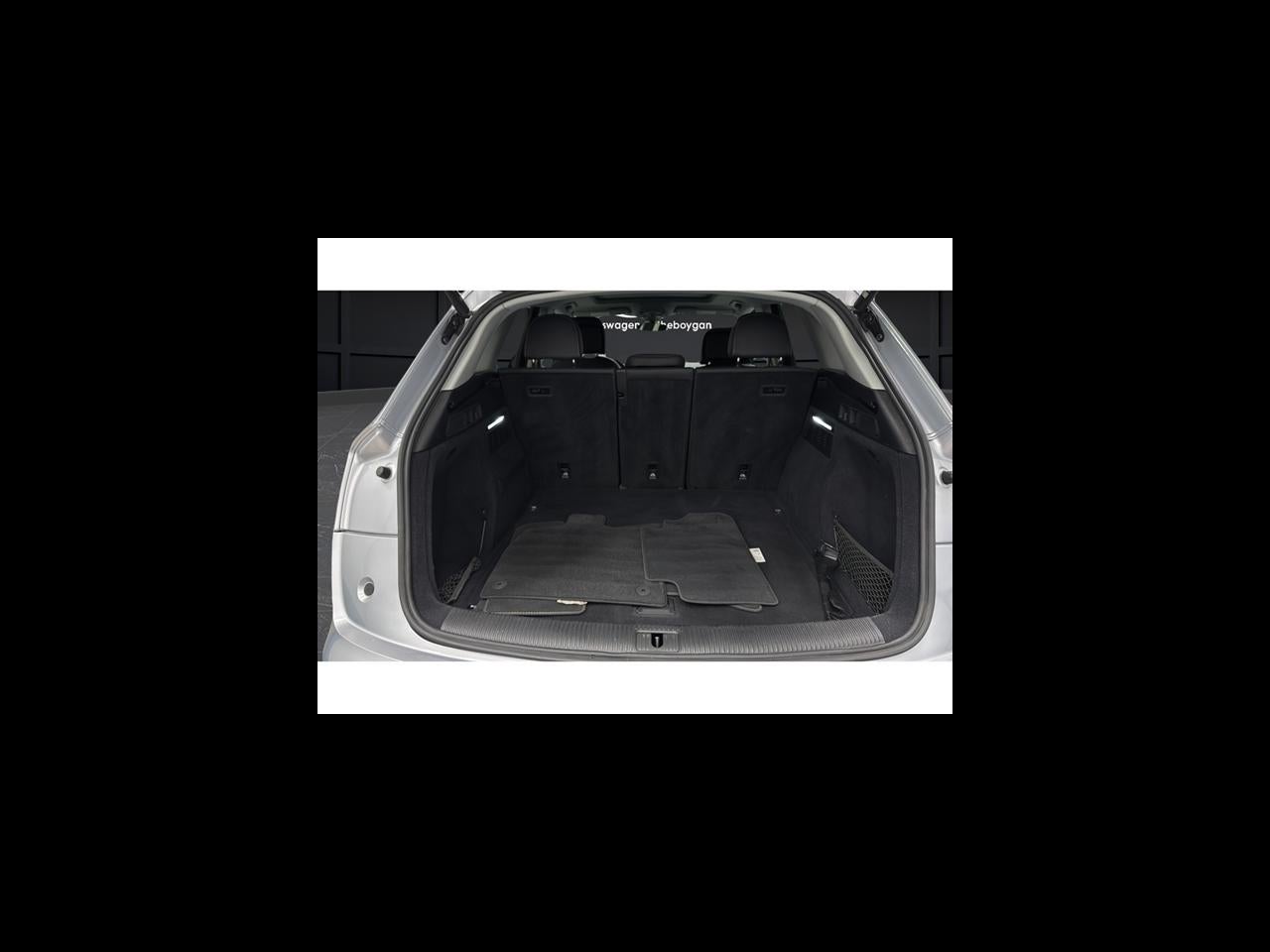 2023 Audi Q5 45 S line Premium quattro