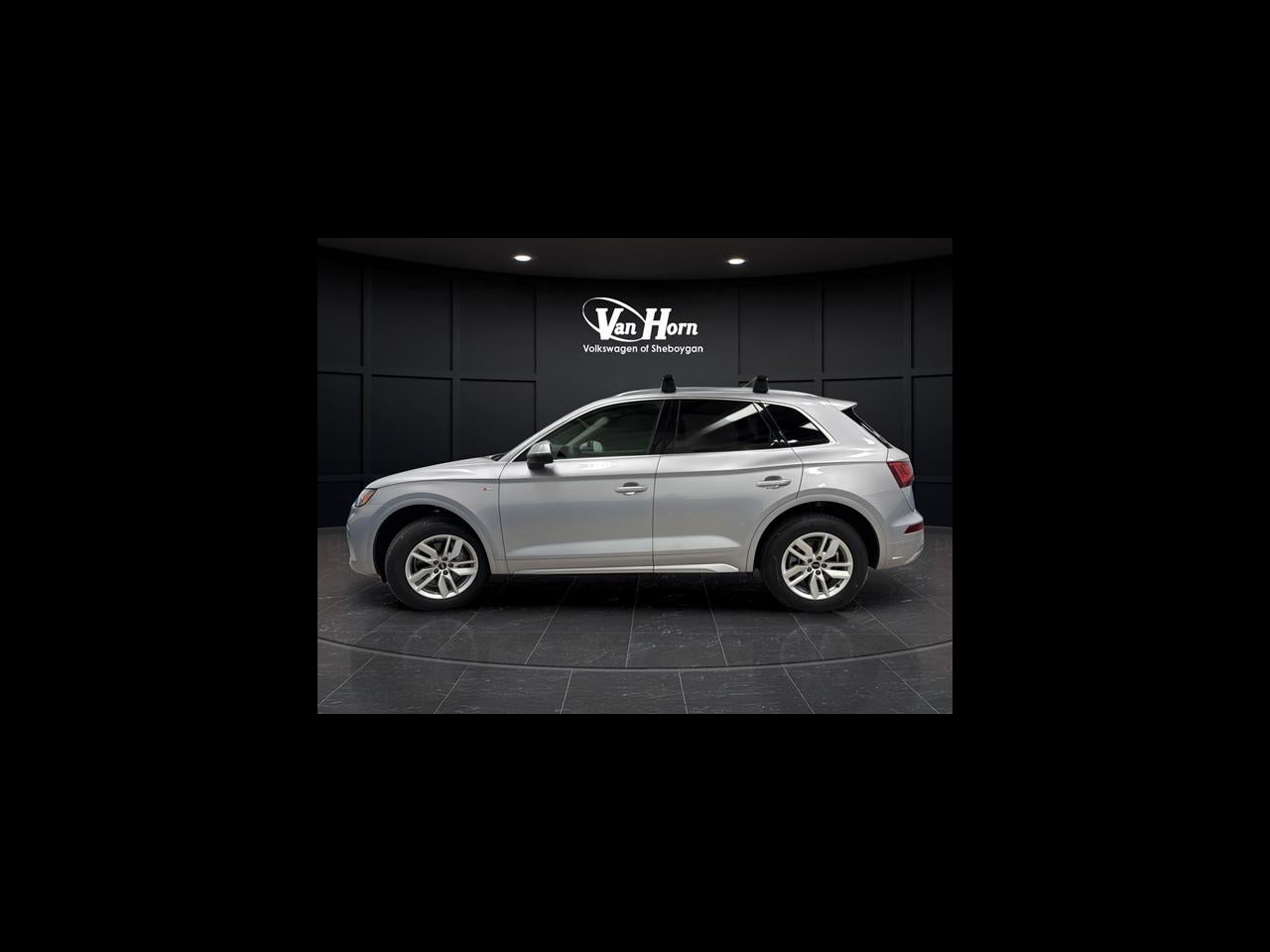 2023 Audi Q5 45 S line Premium quattro
