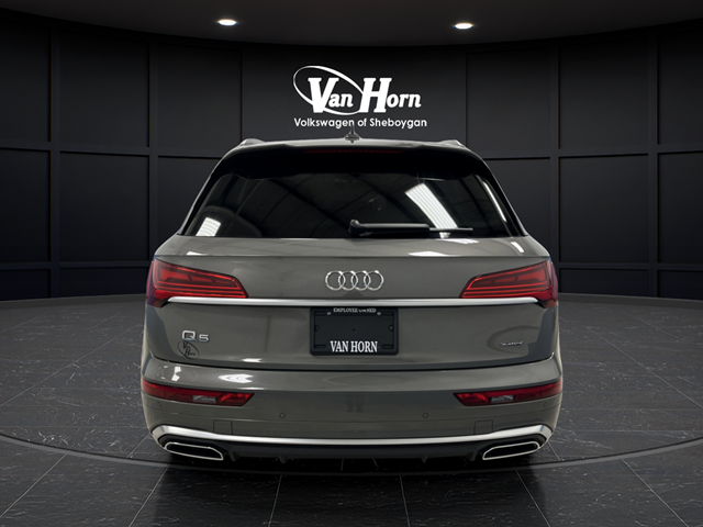2023 Audi Q5 45 S line Premium quattro