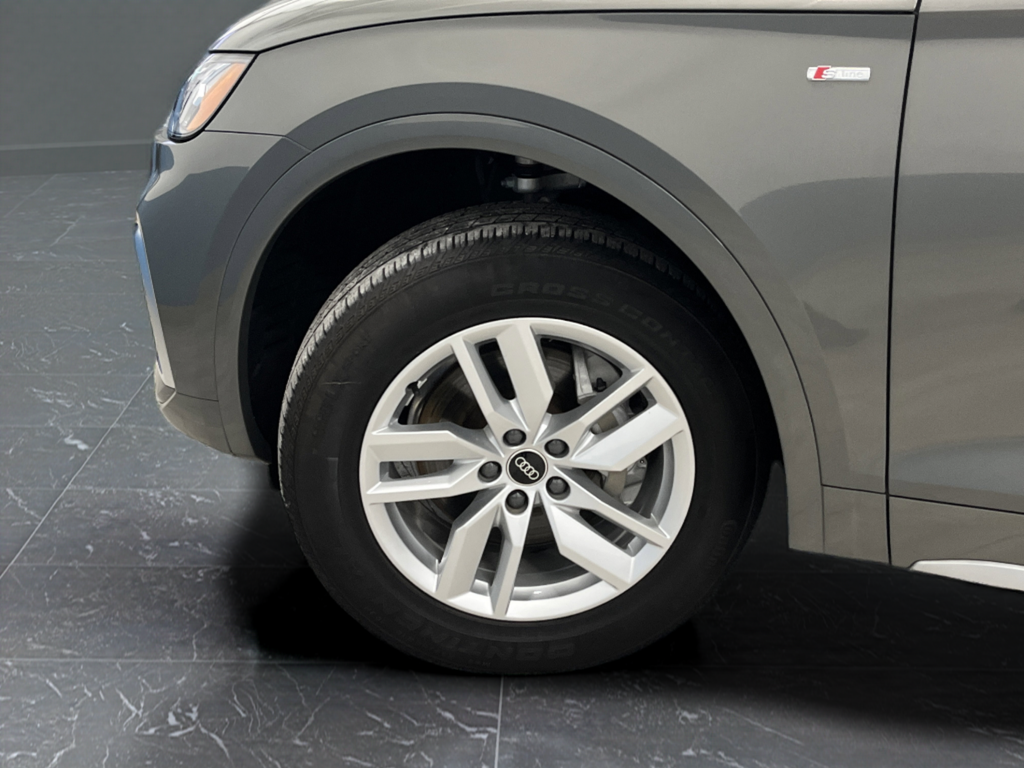 2023 Audi Q5 45 S line Premium quattro