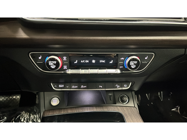 2022 Audi Q5 45 S line Premium quattro