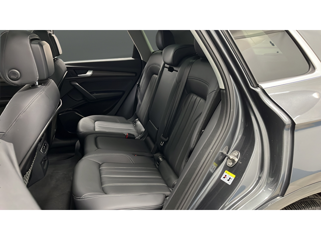 2022 Audi Q5 45 S line Premium quattro