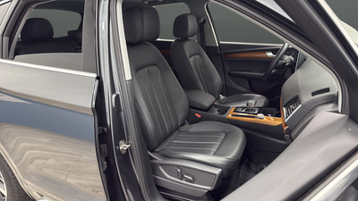 2023 Audi Q5 45 S line Premium quattro