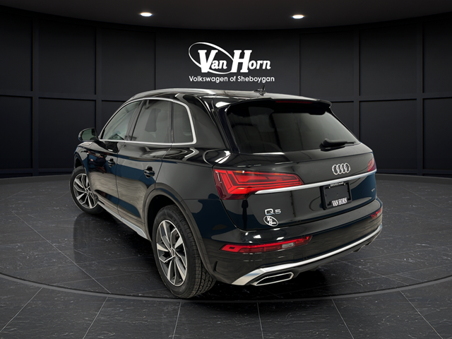 2023 Audi Q5 45 S line Premium quattro