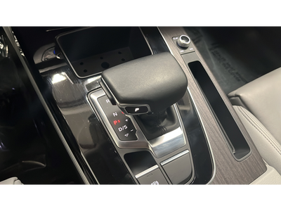 2024 Audi Q5 45 S line Premium quattro