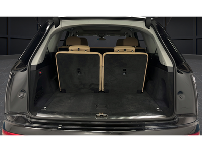 2023 Audi Q7 45 Premium Plus quattro