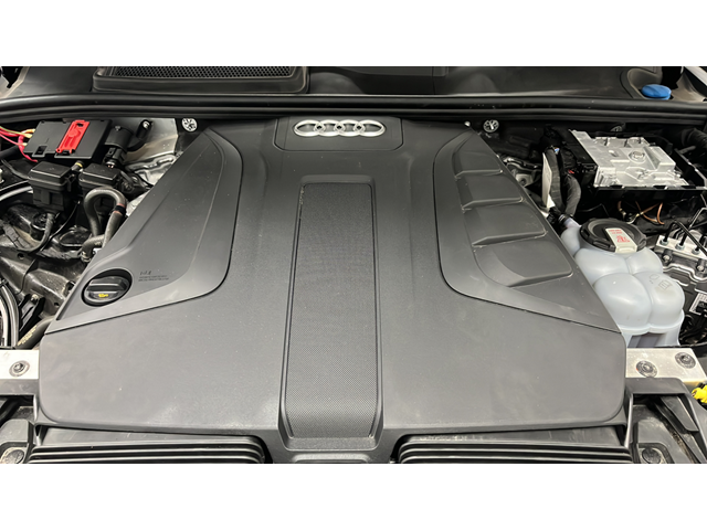 2023 Audi Q7 45 Premium Plus quattro