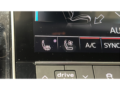 2023 Audi Q7 45 Premium Plus quattro