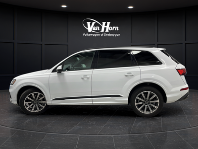 2023 Audi Q7 45 Premium Plus quattro