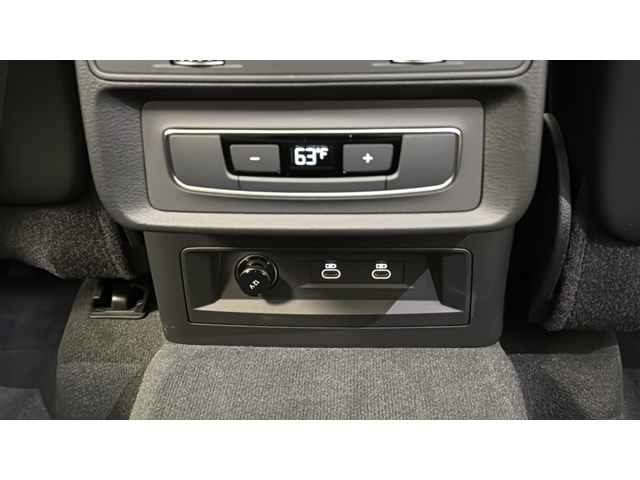 2025 Audi Q7 55 Premium Plus quattro