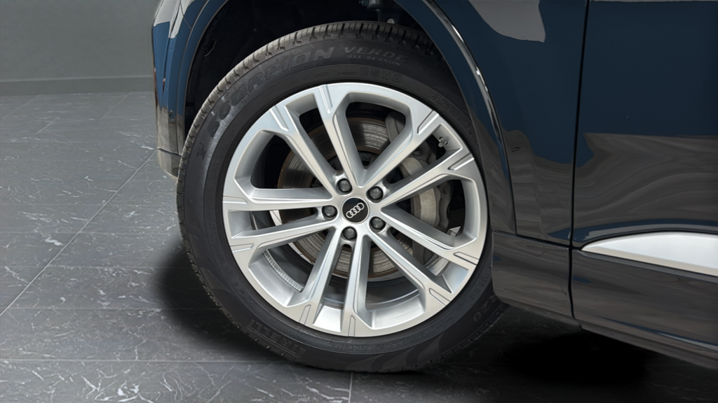 2025 Audi Q7 55 Premium Plus quattro