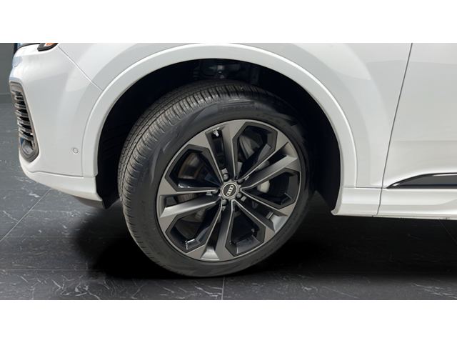 2025 Audi Q7 55 Premium Plus quattro