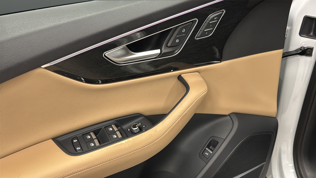 2021 Audi Q7 55 Prestige quattro