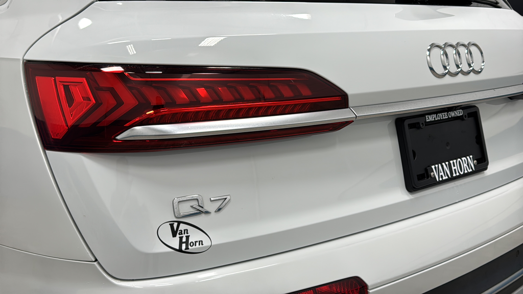 2021 Audi Q7 55 Prestige quattro
