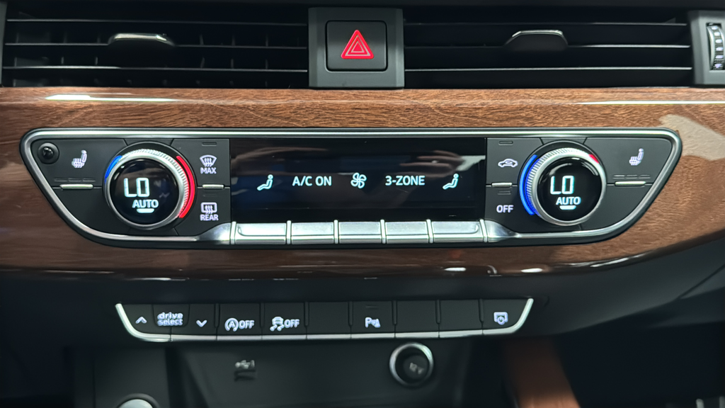 2023 Audi A4 40 Premium quattro