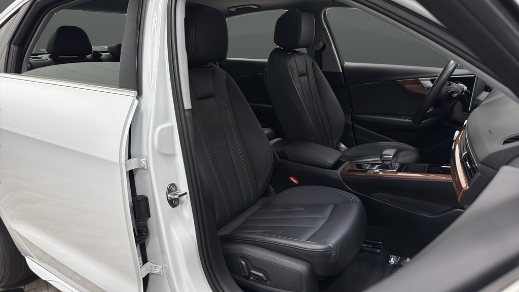 2023 Audi A4 40 Premium quattro