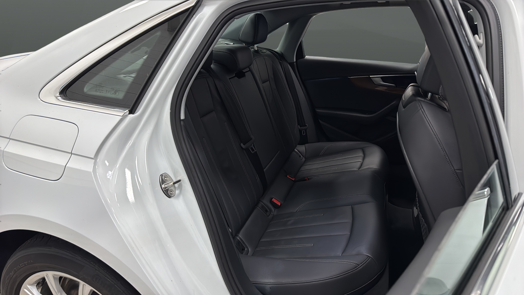 2023 Audi A4 40 Premium quattro