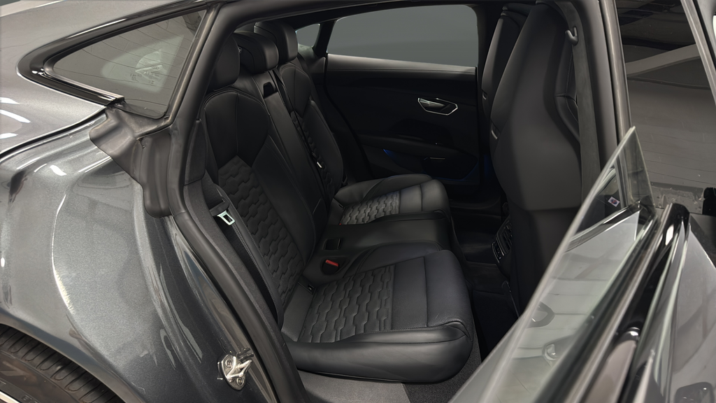 2024 Audi RS e-tron GT Base quattro