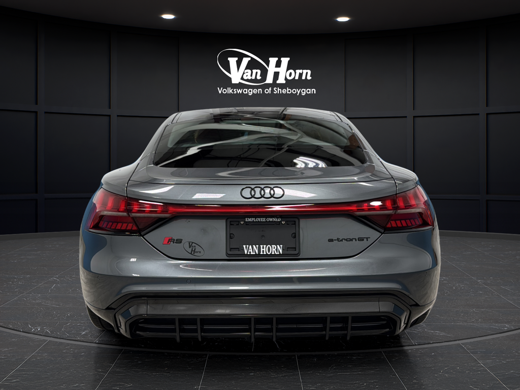 2024 Audi RS e-tron GT Base quattro