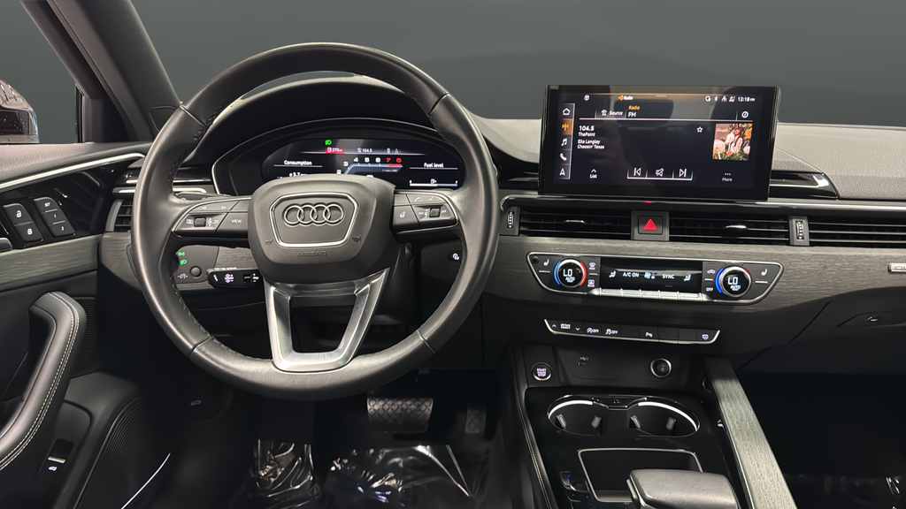2023 Audi A4 45 S line Premium Plus quattro