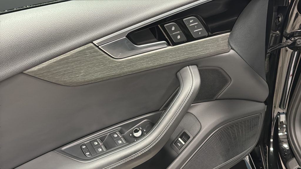 2023 Audi A4 45 S line Premium Plus quattro