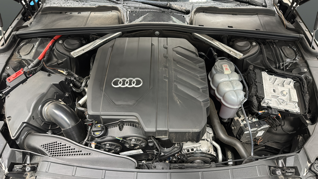 2023 Audi A4 45 S line Premium Plus quattro