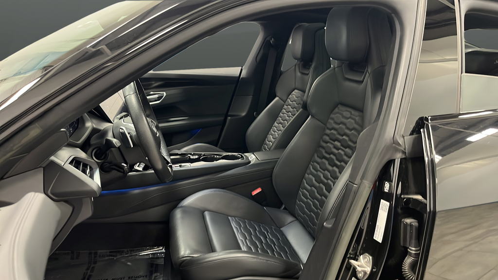2022 Audi e-tron GT Prestige quattro