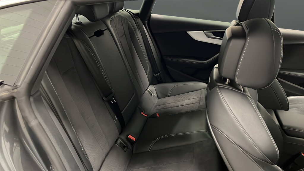 2023 Audi A5 Sportback 45 S line Premium Plus quattro
