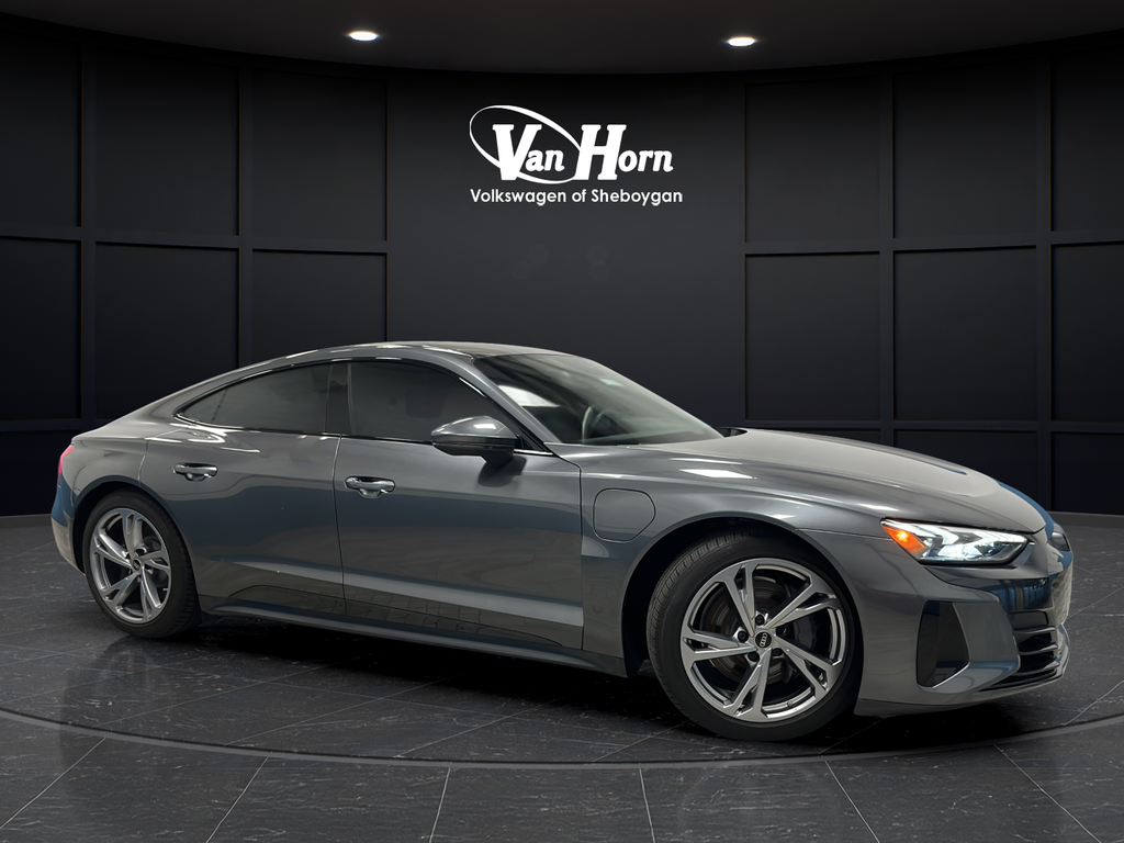 2024 Audi e-tron GT Premium Plus quattro
