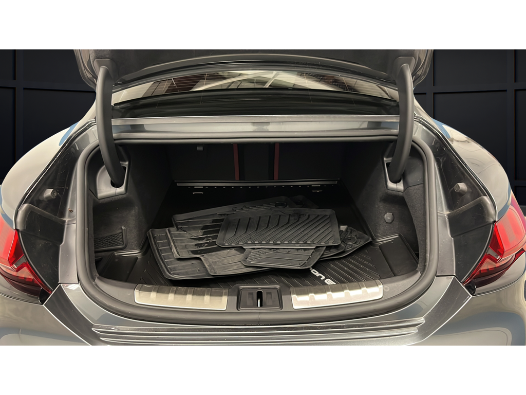 2024 Audi e-tron GT Premium Plus quattro