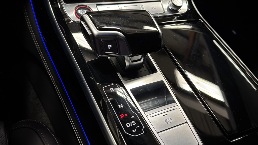 2024 Audi S8 4.0T quattro