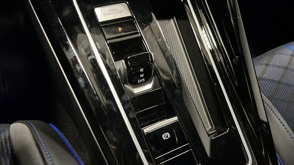 2025 Volkswagen Golf R 2.0T