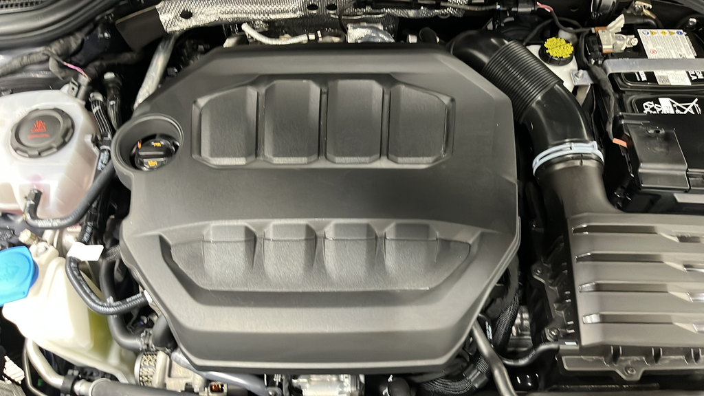 2025 Volkswagen Golf R 2.0T