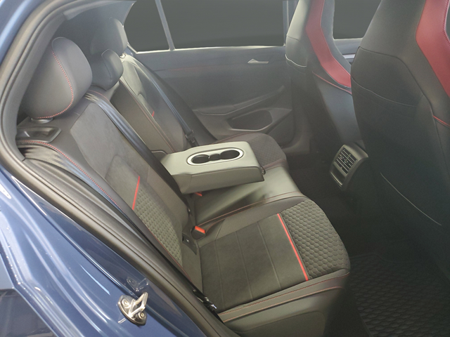 2025 Volkswagen Golf GTI 2.0T SE