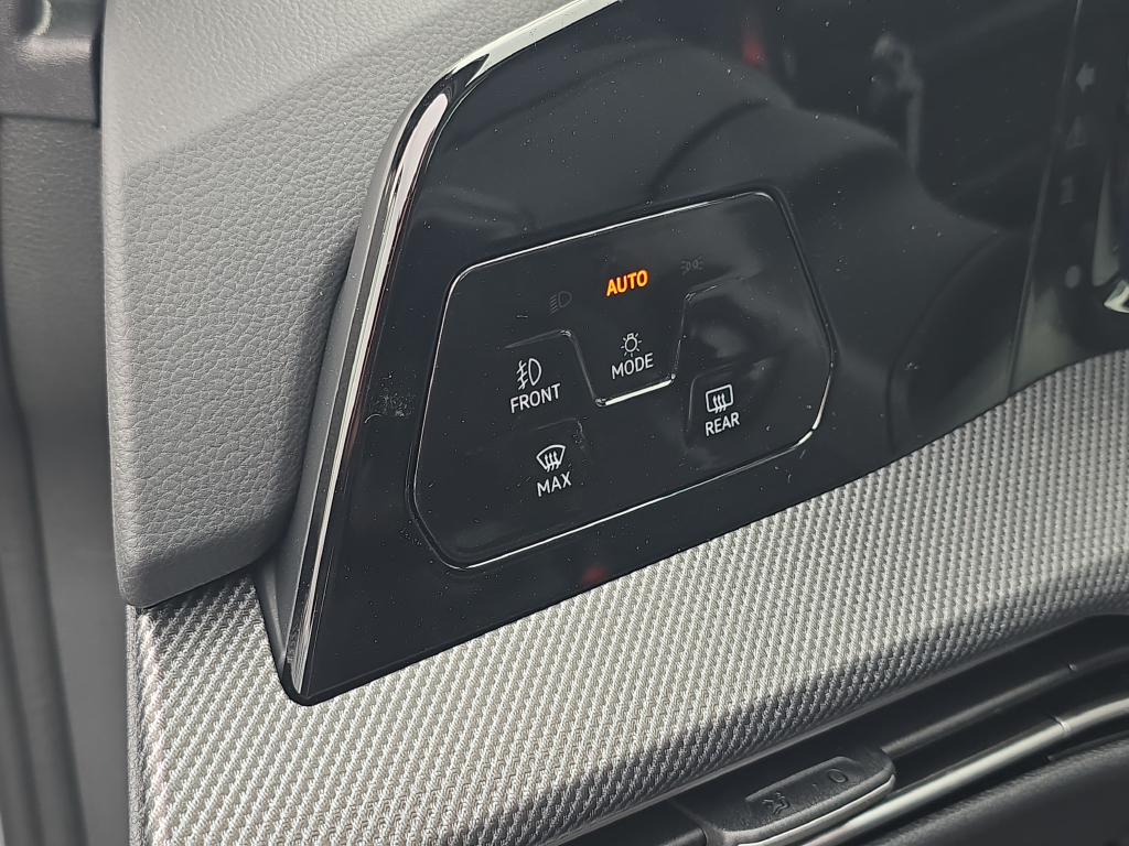 2026 Volkswagen Golf GTI SE